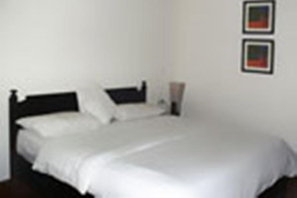 Langdale Manor Hotel Nainital Room photo